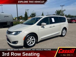 Used 2017 Chrysler Pacifica Touring-L w/ Tire & Wheel Group FWD 360° Tour