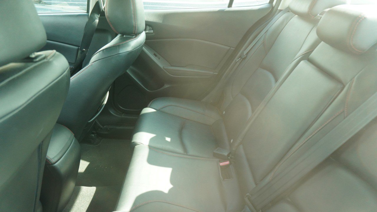 Used 2015 MAZDA MAZDA3 i Grand Touring FWD image 10