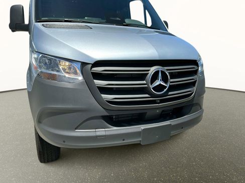 New 2025 Mercedes-Benz Sprinter 2500 image 3