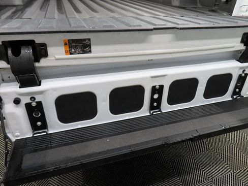 Used 2023 Chevrolet Silverado 1500 ZR2 image 44