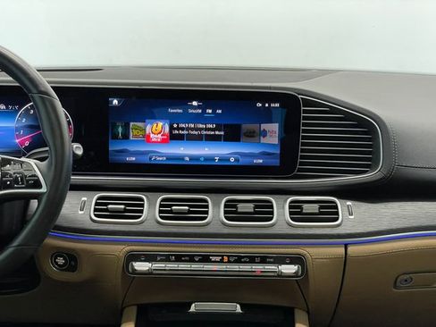 Used 2024 Mercedes-Benz GLE 450 4MATIC image 4