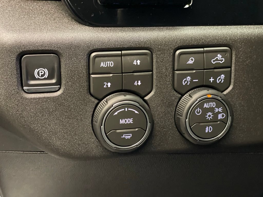 Used 2026 Chevrolet Silverado 2500 ZR2 w/ LPO, Dark Essentials Package AWD/4WD image 26