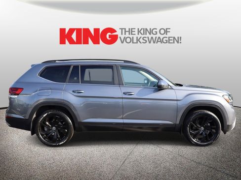 Certified 2023 Volkswagen Atlas SE AWD/4WD image 2