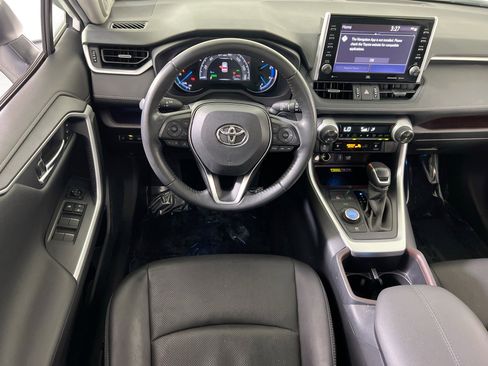 Used 2022 Toyota RAV4 Limited AWD/4WD image 22