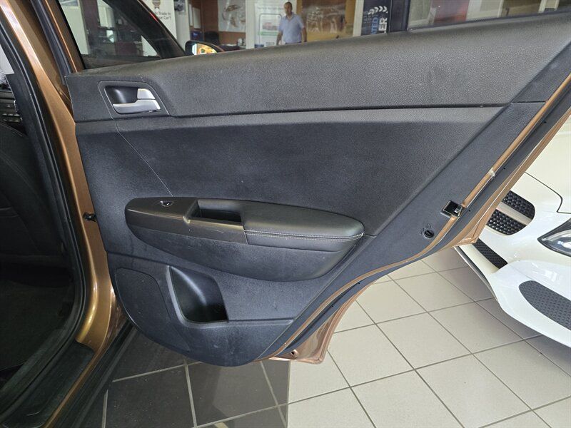Used 2017 Kia Sportage LX FWD image 16