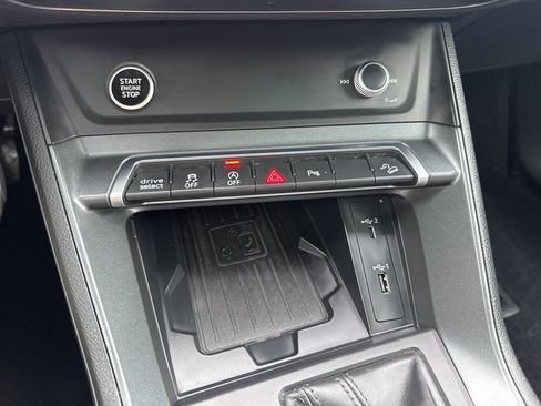 Used 2021 Audi Q3 2.0T Premium Plus w/ Premium Plus Package image 38