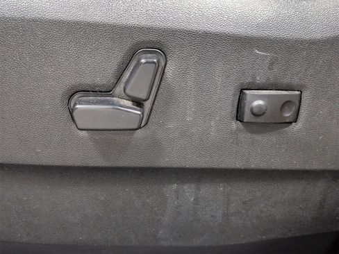 Used 2012 Chrysler Town & Country Touring w/ Entertainment Group #1 image 18