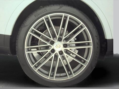 Used 2020 Porsche Cayenne AWD/4WD image 10