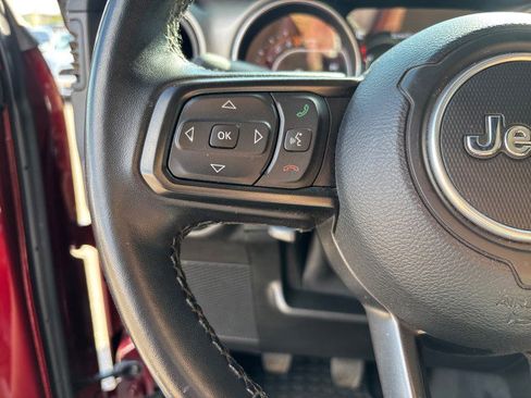Used 2021 Jeep Gladiator Sport image 13
