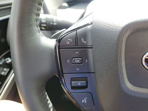 Certified 2025 Subaru Solterra Limited image 33