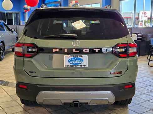 New 2026 Honda Pilot TrailSport image 5