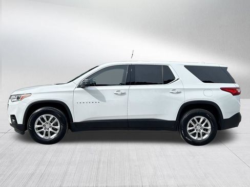Used 2021 Chevrolet Traverse LS FWD image 8