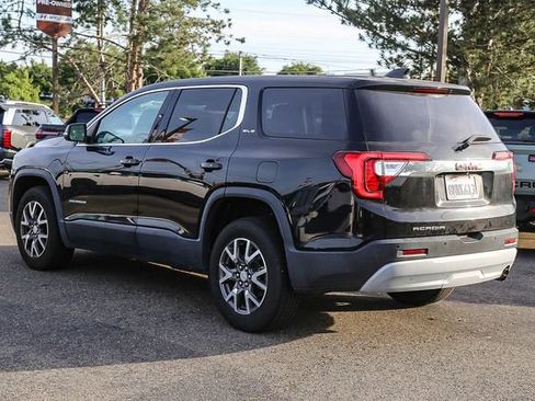 Used 2020 GMC Acadia SLE FWD image 2