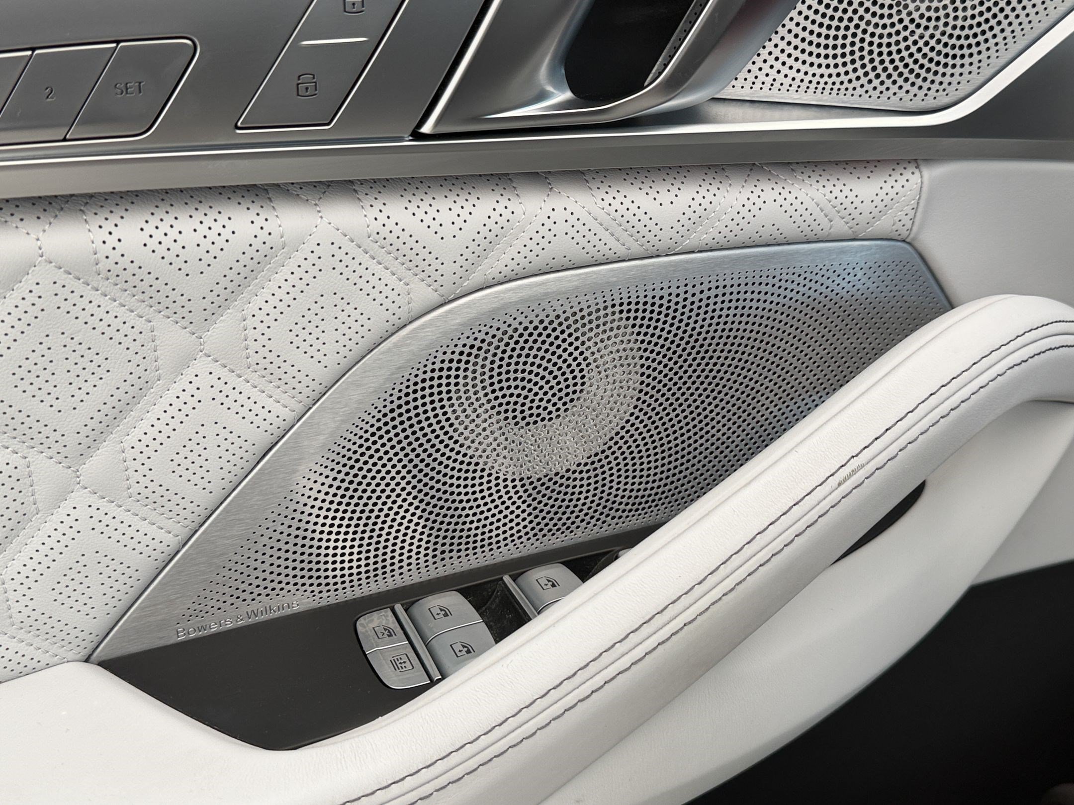 Certified 2024 BMW M8 Gran Coupe xDrive Competition w/ M Carbon Exterior Package AWD/4WD image 27