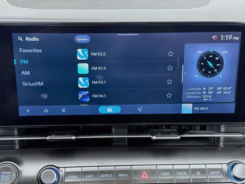 Used 2025 Hyundai Kona SEL FWD image 21
