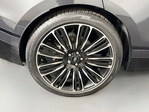 Used 2022 Land Rover Range Rover Velar R-Dynamic S AWD/4WD image 33
