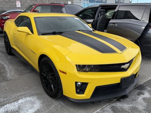 Used 2010 Chevrolet Camaro SS image 1