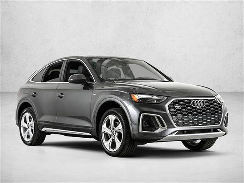 Used 2023 Audi Q5 2.0T Premium Plus w/ Premium Plus Package AWD/4WD image 3