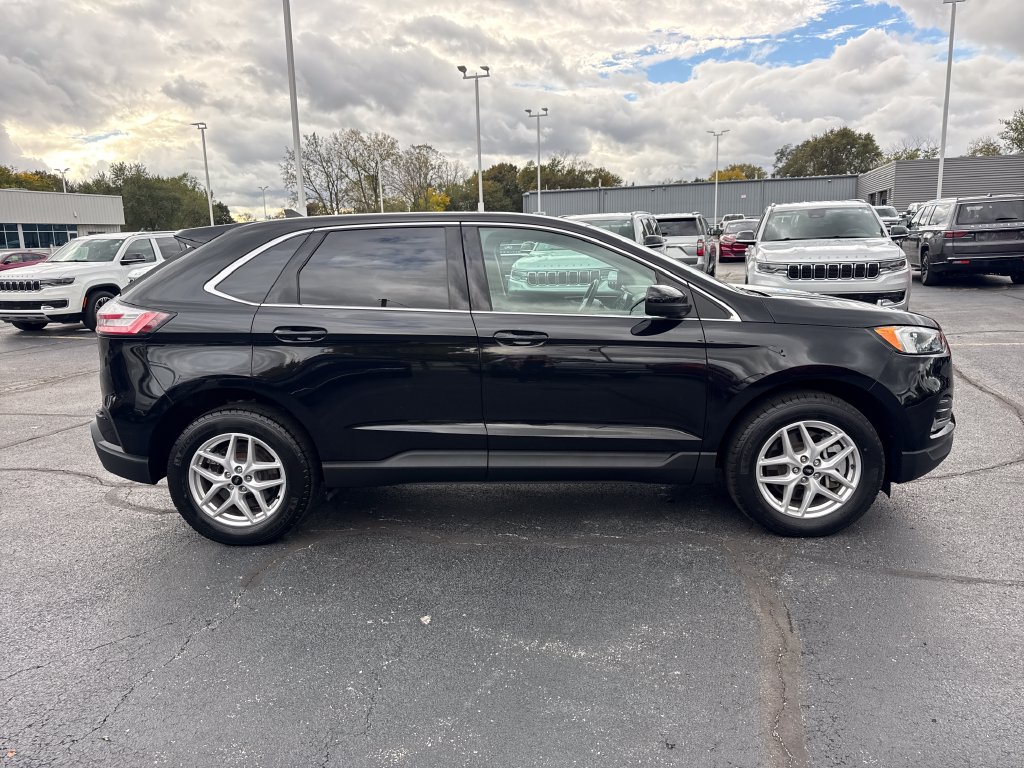 Used 2024 Ford Edge SEL w/ Convenience Package AWD/4WD image 6