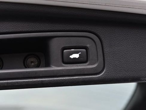 Used 2020 Honda Pilot Touring image 33