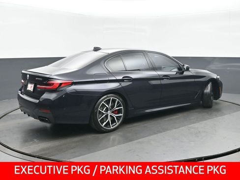Used 2023 BMW M550i xDrive w/ Dynamic Handling Package AWD/4WD image 3