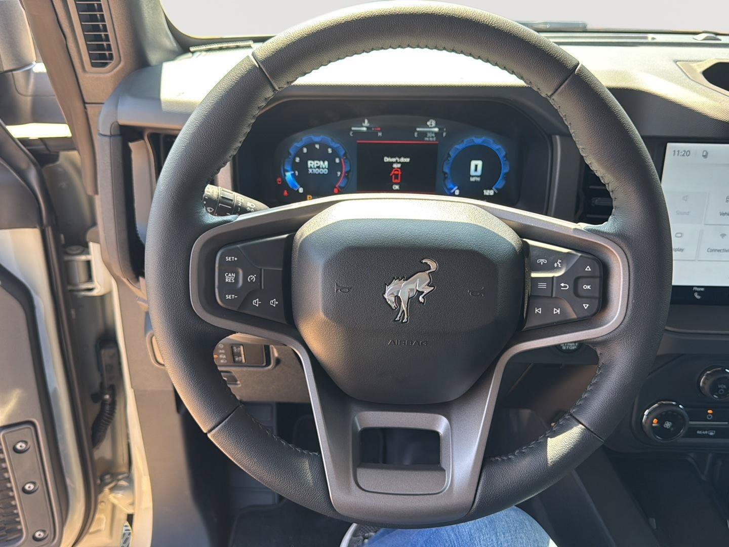 New 2026 Ford Bronco Badlands w/ Black Appearance Package AWD/4WD image 23