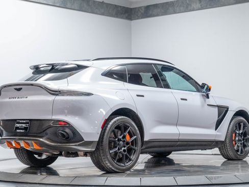 Used 2021 Aston Martin DBX AWD/4WD image 15
