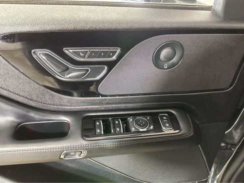 Used 2023 Lincoln Aviator Reserve w/ Equipment Group 201A image 25