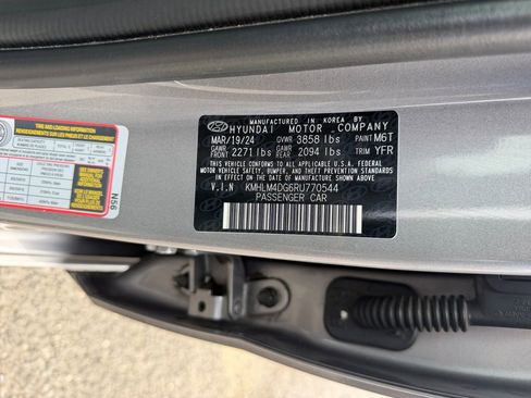Used 2024 Hyundai Elantra SEL FWD image 30