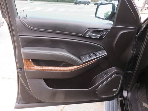 Used 2016 Chevrolet Suburban LTZ AWD/4WD image 29