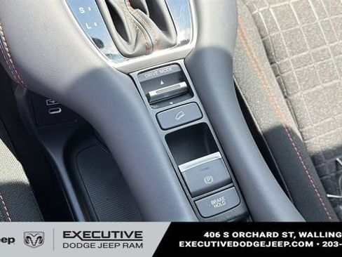 Used 2024 Honda HR-V Sport image 17