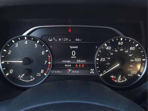 Used 2023 Nissan Titan SV w/ SV Convenience Package image 18