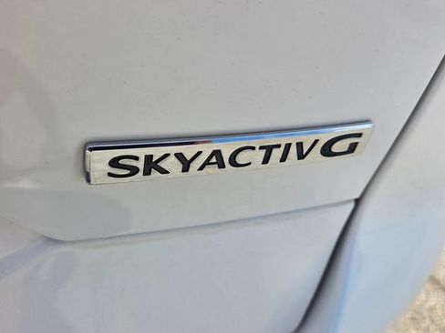 Used 2021 MAZDA CX-5 Touring FWD image 13