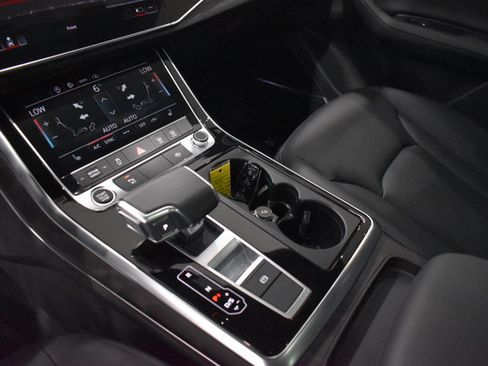 Used 2023 Audi Q7 2.0T Premium Plus w/ Premium Plus Package AWD/4WD image 14