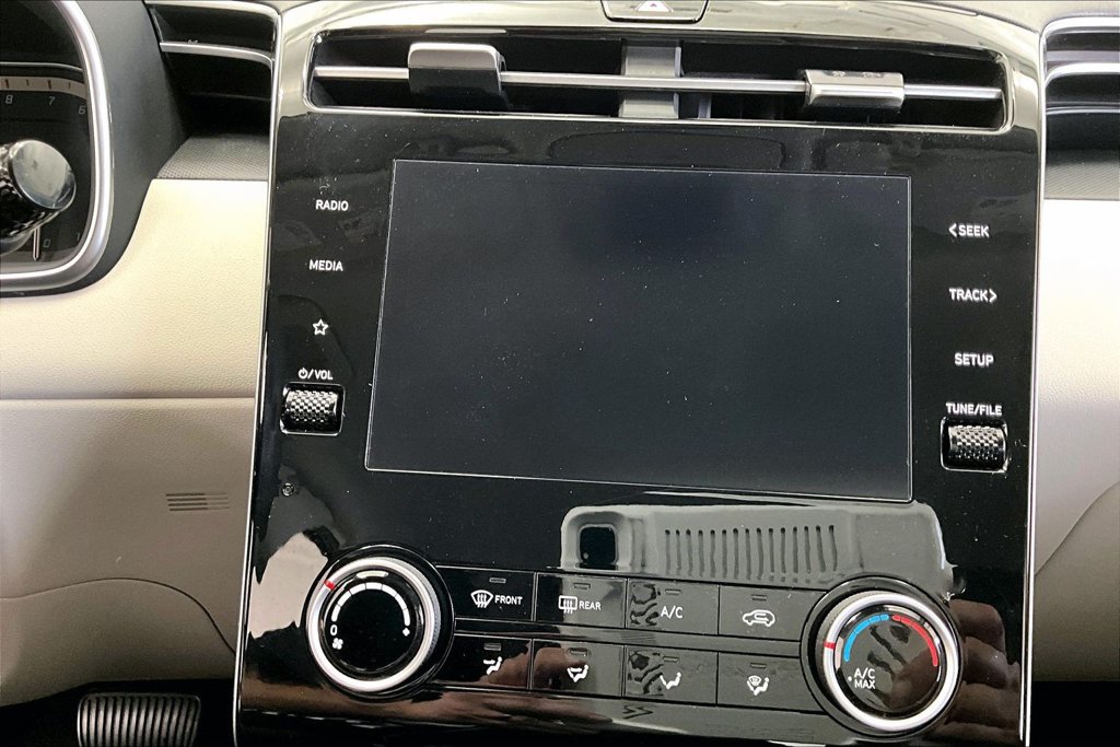 Used 2024 Hyundai Tucson SE AWD/4WD image 6