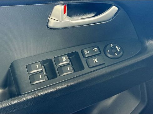 Used 2013 Kia Sportage EX image 18