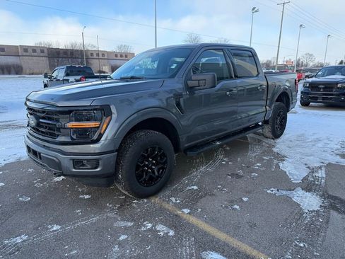 New 2026 Ford F150 XLT w/ XLT Black Appearance Package image 28