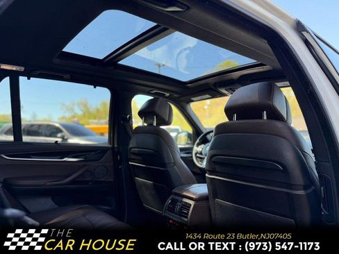 Used 2015 BMW X5 xDrive50i AWD/4WD image 23