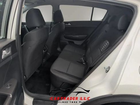 Used 2018 Kia Sportage LX AWD/4WD image 22