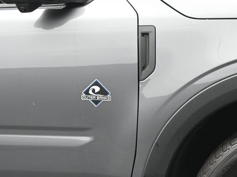 New 2025 Ford Bronco Sport Outer Banks w/ Outer Banks Tech Package+ image 31