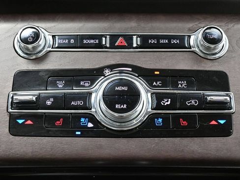 Used 2023 Lincoln Aviator Reserve w/ Equipment Group 201A RWD image 21