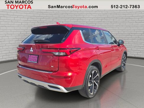 Used 2024 Mitsubishi Outlander SE FWD image 6