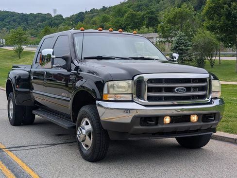 Used 2003 Ford F350 Lariat AWD/4WD image 1