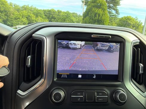 Used 2019 Chevrolet Silverado 1500 LT w/ All-Star Edition AWD/4WD image 17