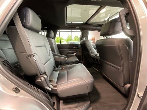 Used 2023 Toyota Sequoia Platinum AWD/4WD image 18