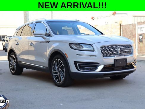 Used 2019 Lincoln Nautilus Reserve FWD image 1