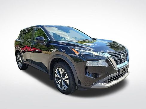 Certified 2022 Nissan Rogue SV image 8