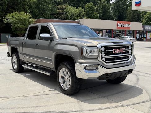 Used 2017 GMC Sierra 1500 SLT w/ SLT Premium Package AWD/4WD image 3
