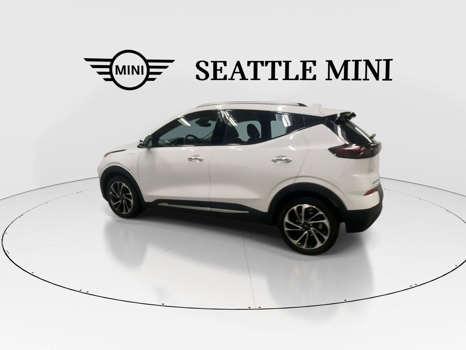 Used 2022 Chevrolet Bolt EUV Premier FWD image 8