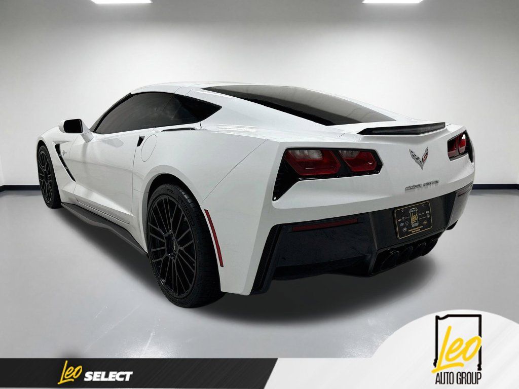 Used 2018 Chevrolet Corvette Stingray Coupe w/ 1LT RWD image 10
